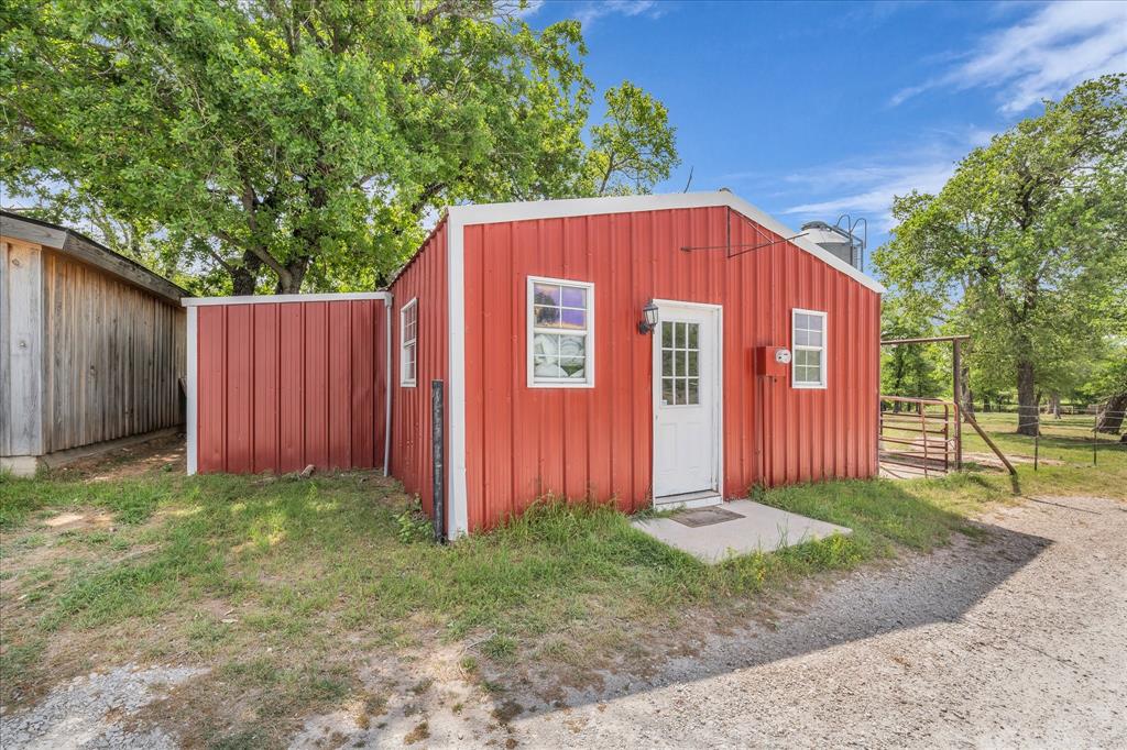 261 Windmill Lane Waco, TX 76705 - Photo 26 of 35 Dairy Barn behind the storefront