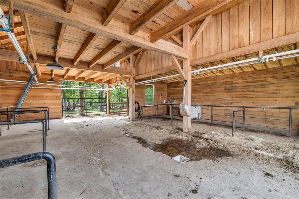 261 Windmill Lane Waco, TX 76705 - Photo 33 of 35 Behind Storefront