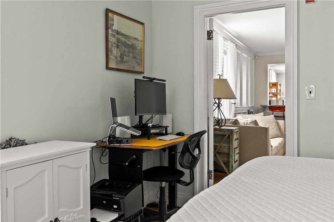 36 Kay Street, Unit 5 Newport, RI 02840 - Photo 20 of 26 Guest Bedroom