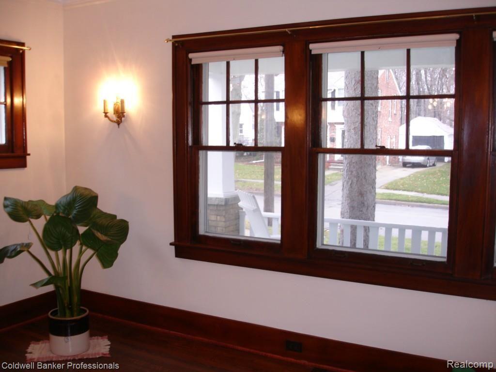 1711 Dorothea Road Berkley, MI 48072 - Photo 6 of 39 The living room has recently been painted and the hardwood flooring re-finished.