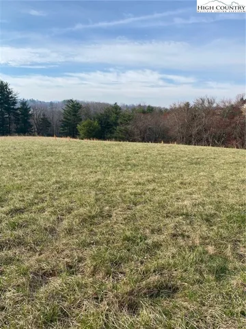 $39,000 | 6 Autumn Glen Drive, Sparta, NC 28675