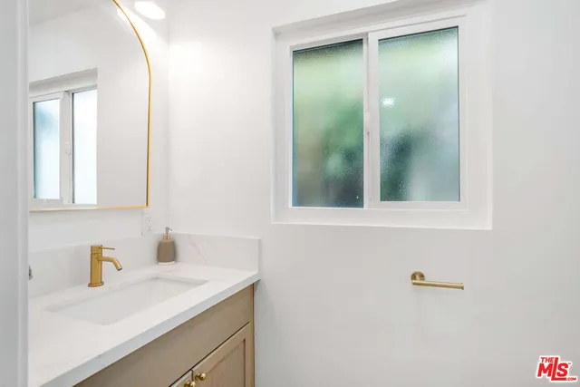 $1,689,000 | 923 Larker Avenue, Los Angeles, CA 90042