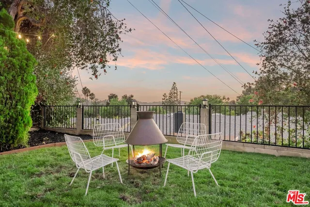 $1,689,000 | 923 Larker Avenue, Los Angeles, CA 90042