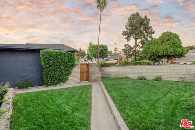 $1,689,000 | 923 Larker Avenue, Los Angeles, CA 90042