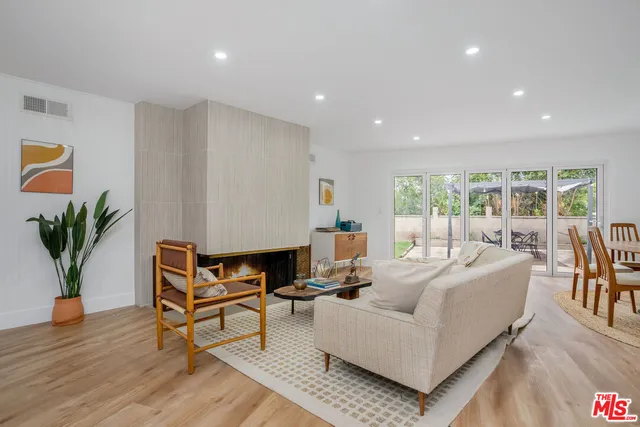 $1,689,000 | 923 Larker Avenue, Los Angeles, CA 90042