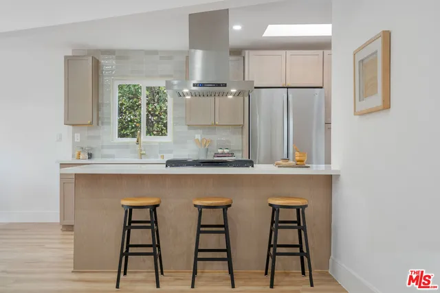 $1,689,000 | 923 Larker Avenue, Los Angeles, CA 90042