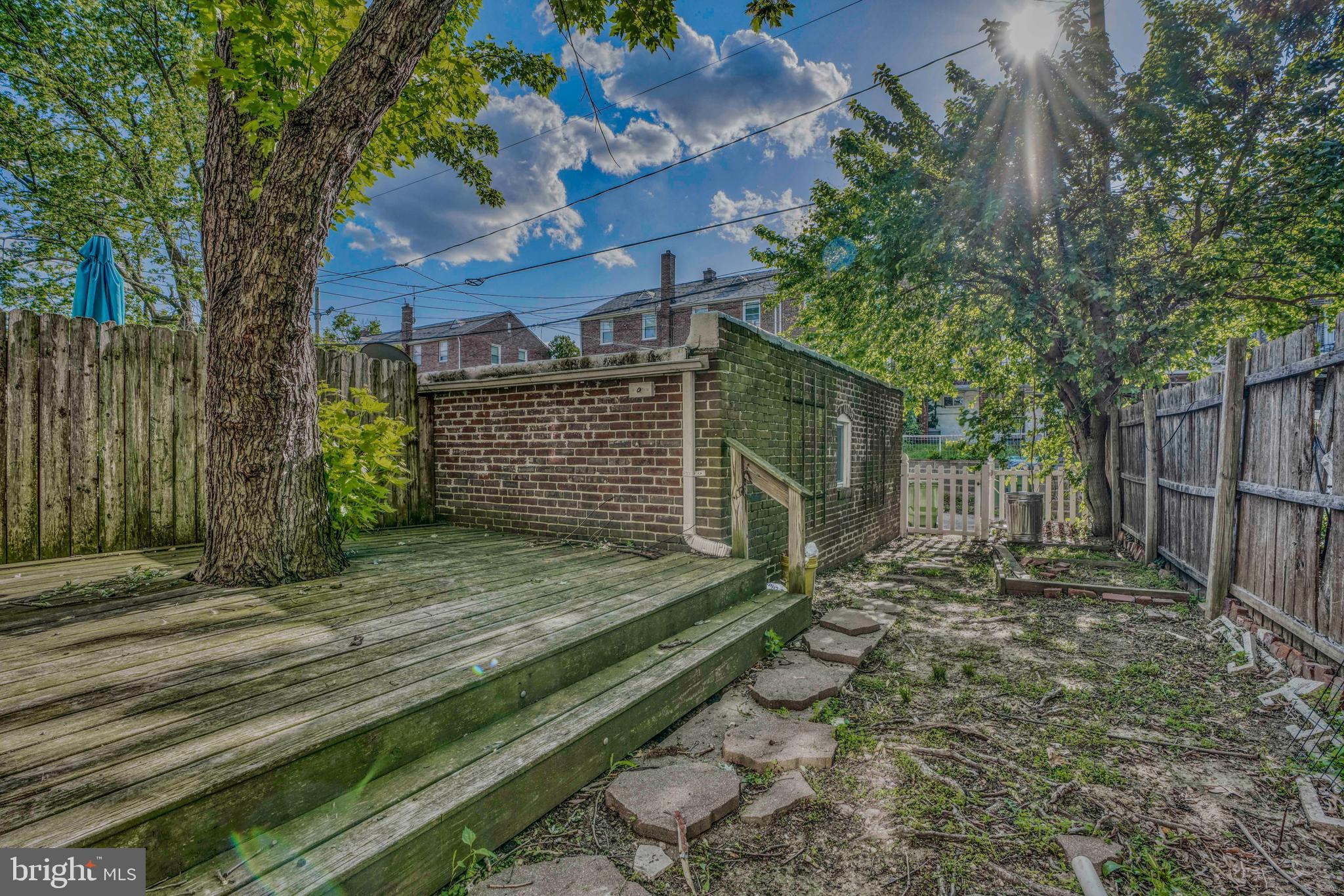 3906 Ednor Road Baltimore, MD 21218 - Photo 3 of 26