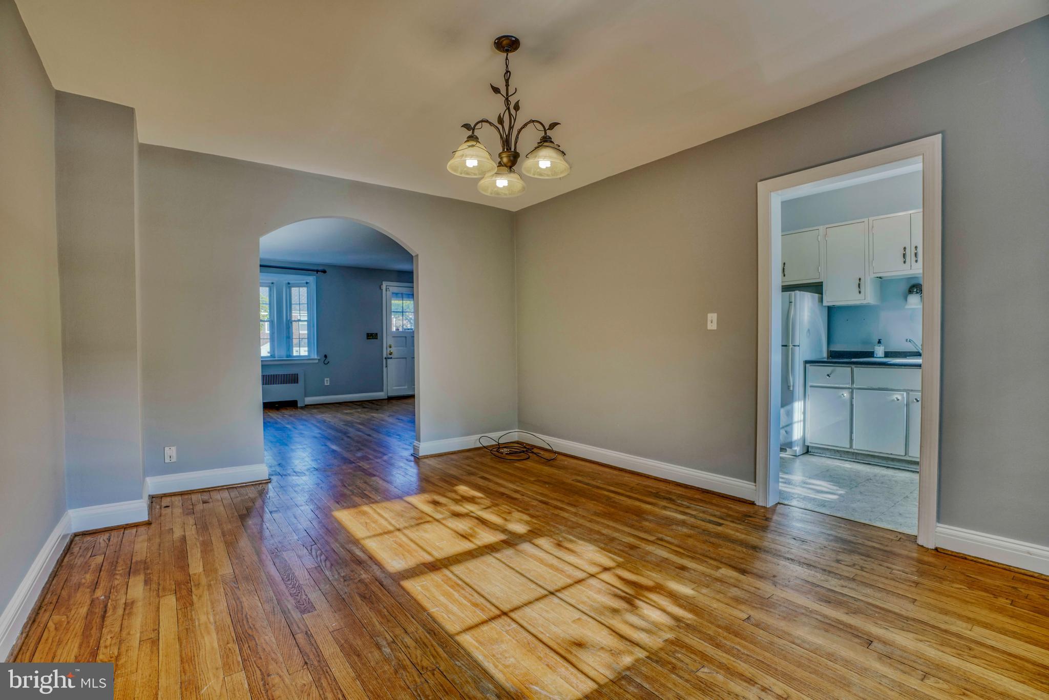 3906 Ednor Road Baltimore, MD 21218 - Photo 9 of 26