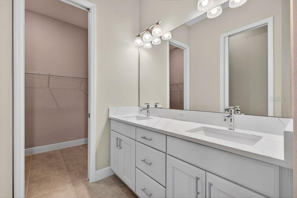 8592 Hempstead Way Mount Dora, FL 32757 - Photo 19 of 50