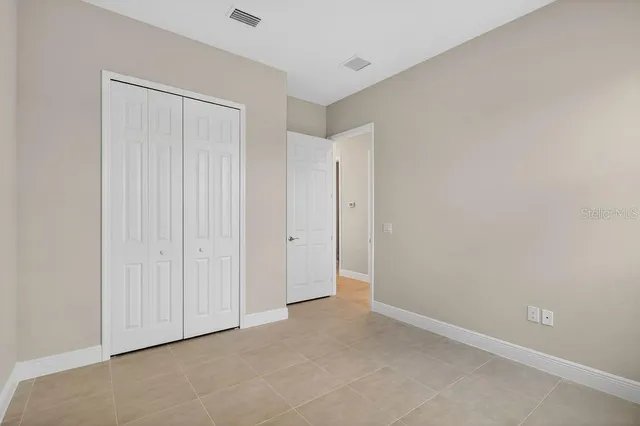 $425,000 | 8592 Hempstead Way, Mount Dora, FL 32757