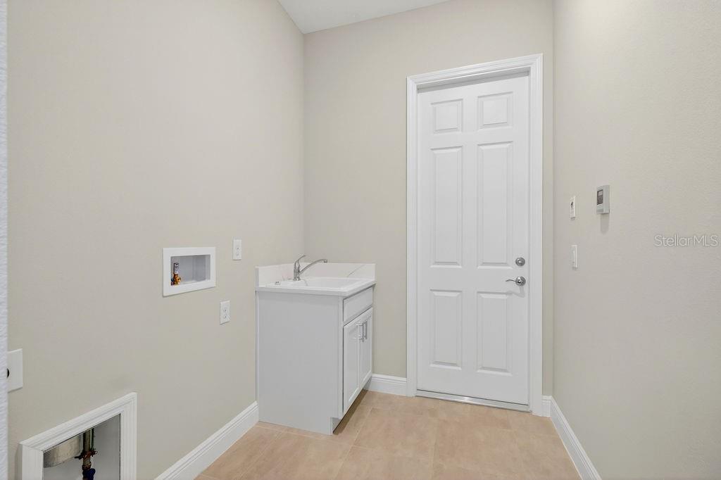 8592 Hempstead Way Mount Dora, FL 32757 - Photo 28 of 50