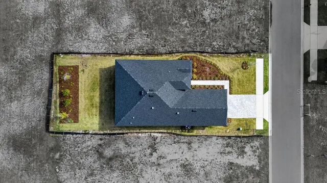 $425,000 | 8592 Hempstead Way, Mount Dora, FL 32757