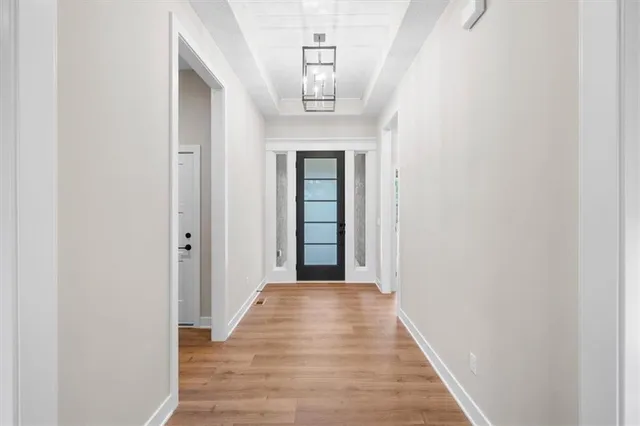 $875,000 | 5110 Montebella Drive, Riverside, MO 64150