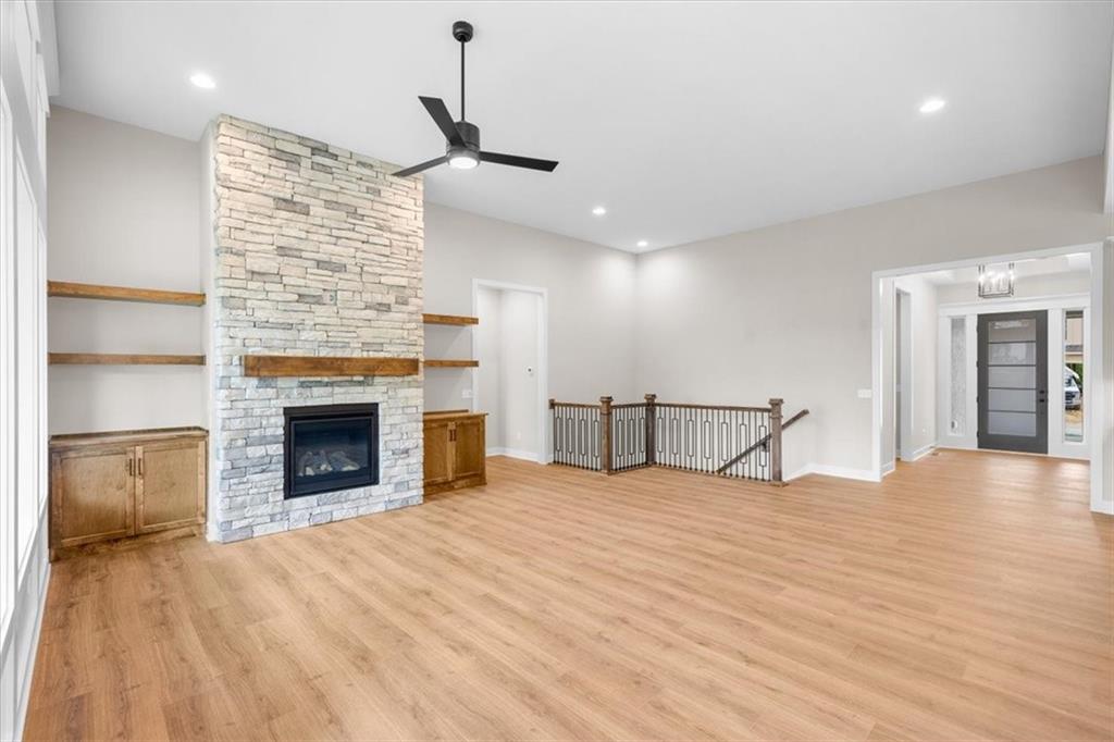 5110 Montebella Drive Riverside, MO 64150 - Photo 4 of 22