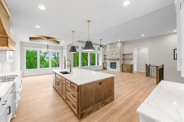 $875,000 | 5110 Montebella Drive, Riverside, MO 64150