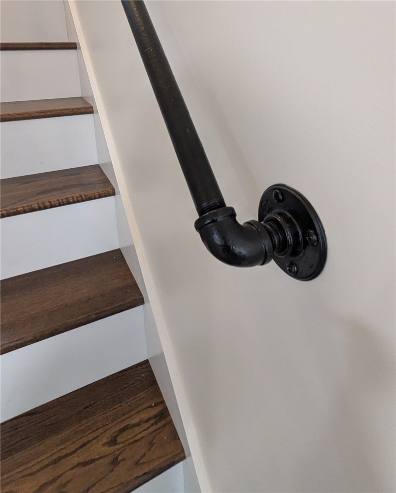 79 Liberty Street Walton, NY 13856 - Photo 23 of 37 Unique use of alternate finishings