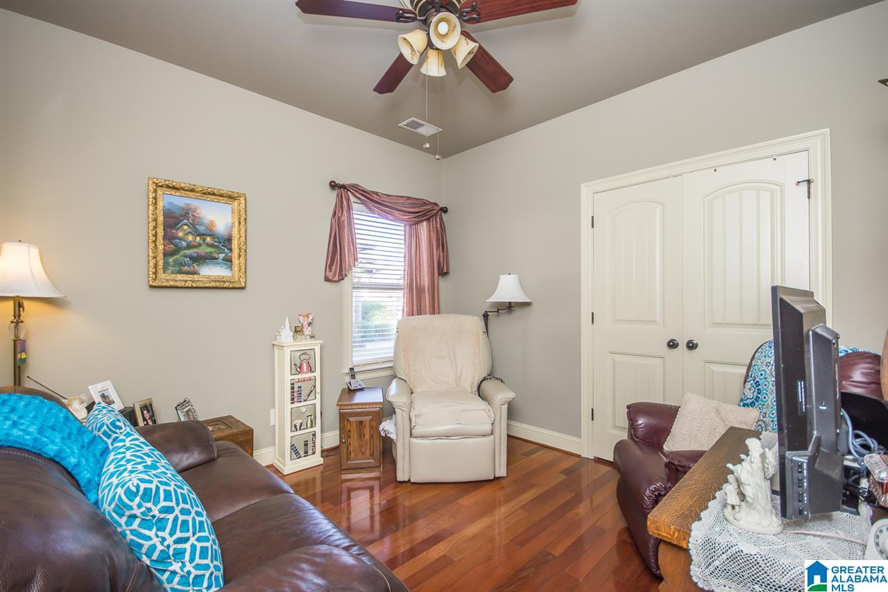 241 Lacey Avenue Alabaster, AL 35114 - Photo 23 of 32