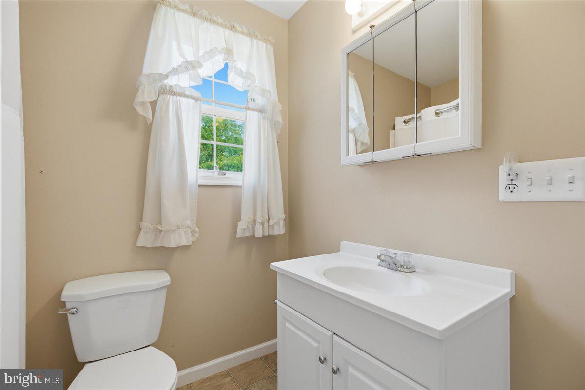 46564 Yorktown Road Lexington Park, MD 20653 - Photo 31 of 43 Primary En-Suite Bathroom