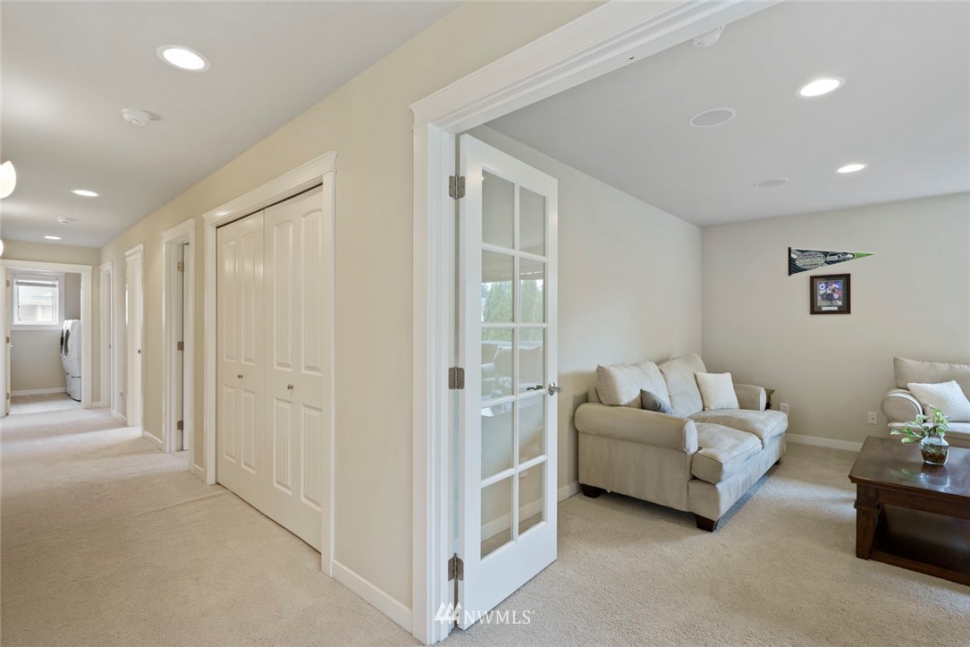 6722 Southeast 2nd Street Renton, WA 98059 - Photo 20 of 38 Gallery Image 20