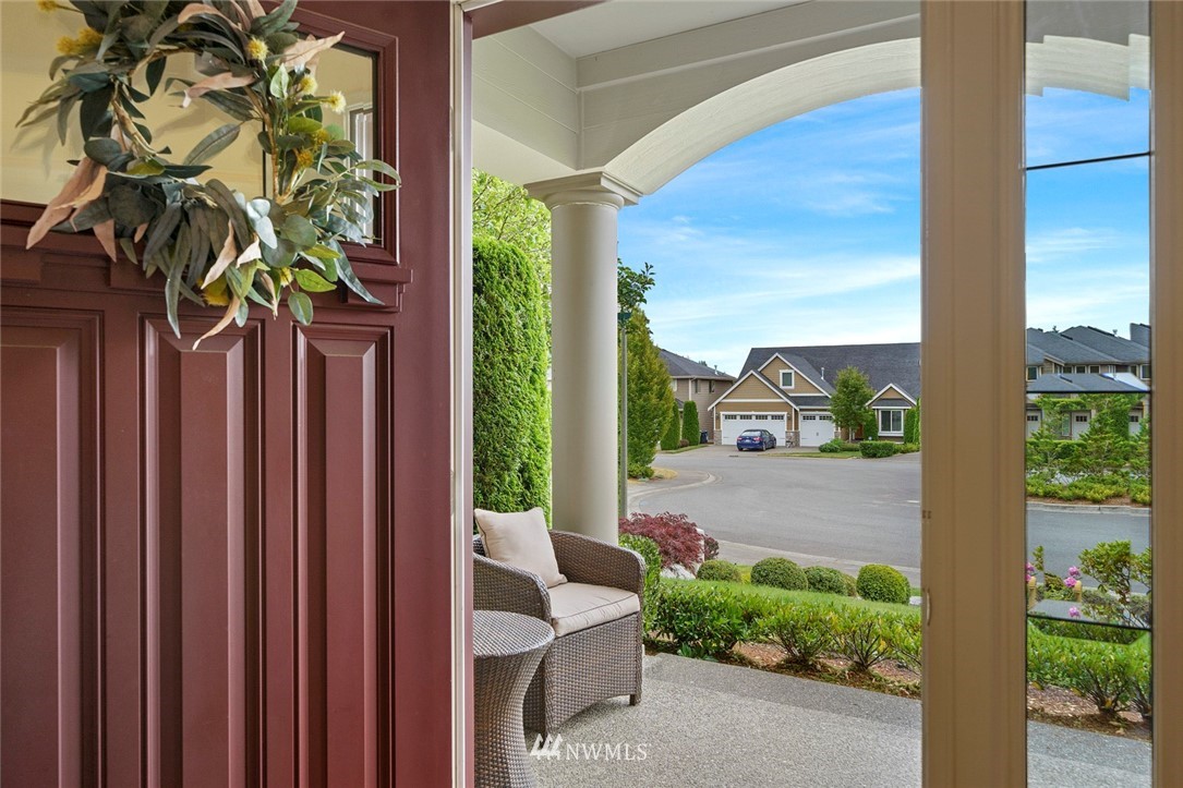 6722 Southeast 2nd Street Renton, WA 98059 - Photo 3 of 38 Gallery Image 3