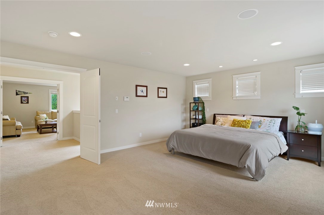 6722 Southeast 2nd Street Renton, WA 98059 - Photo 22 of 38 Gallery Image 22