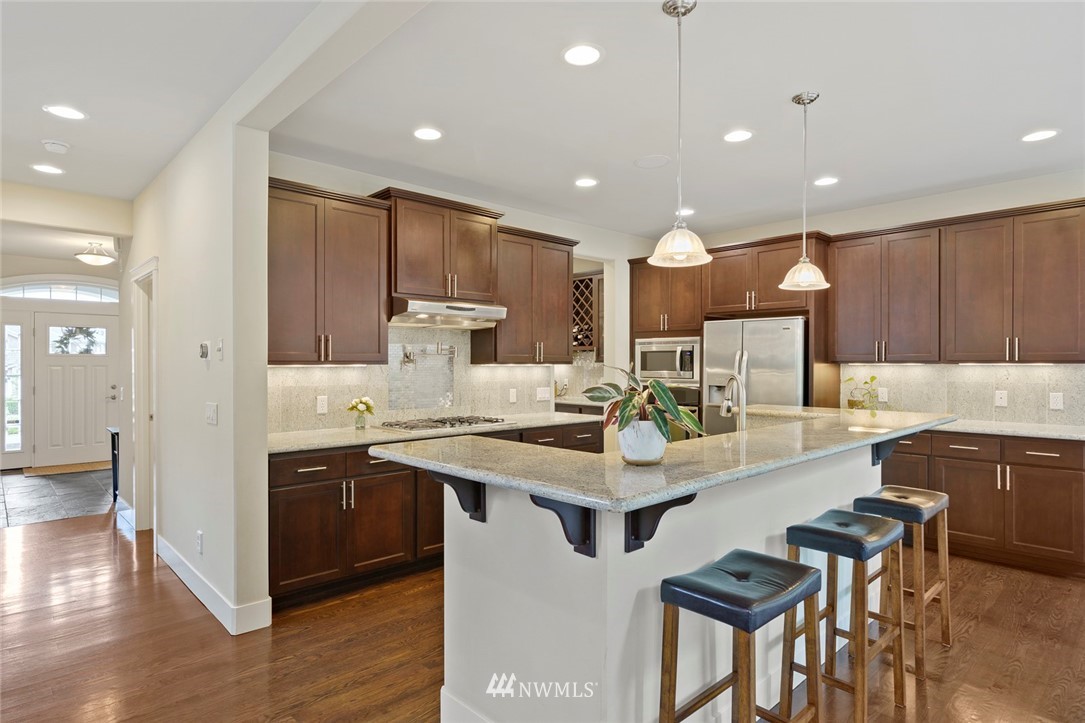6722 Southeast 2nd Street Renton, WA 98059 - Photo 10 of 38 Gallery Image 10