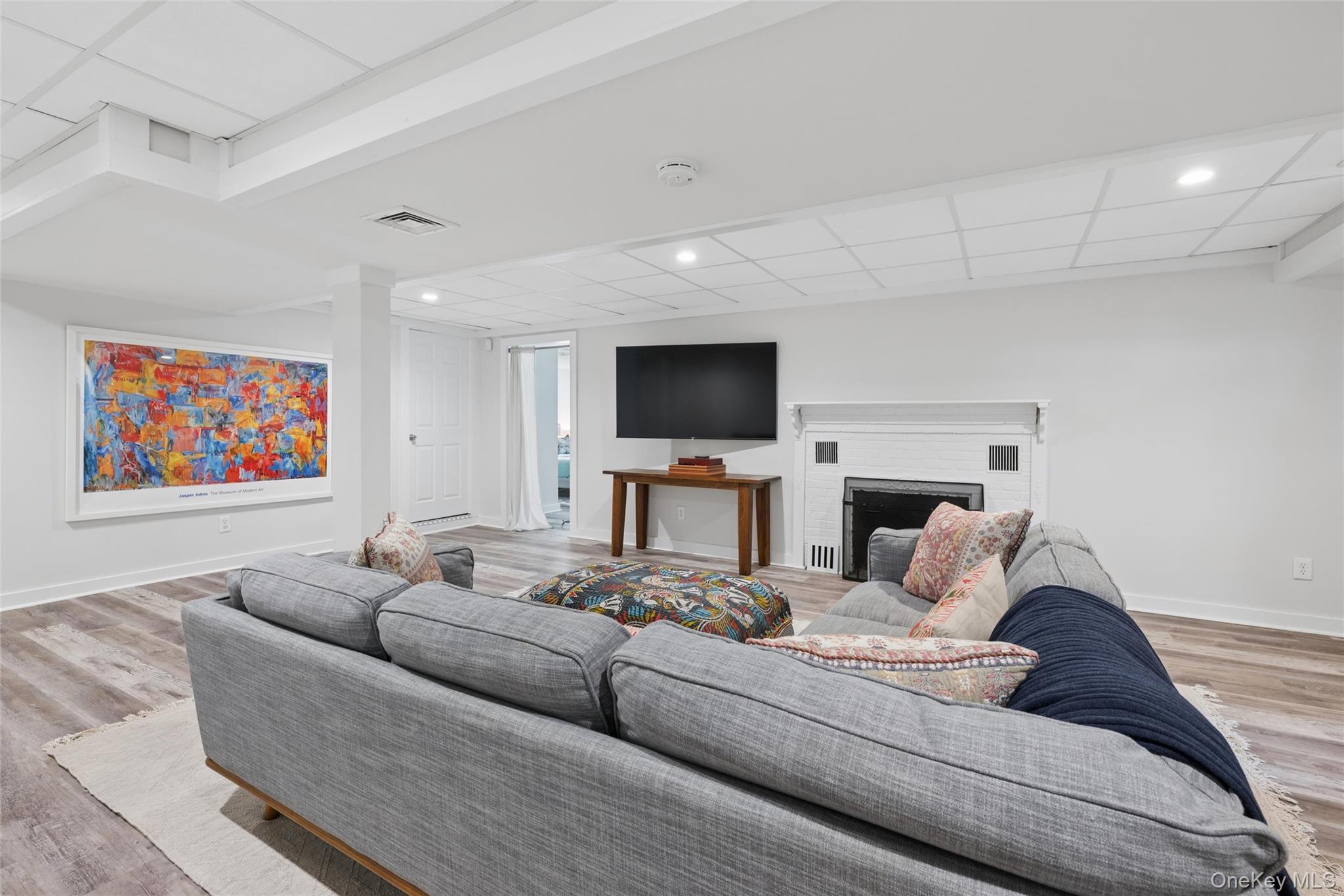 250 Oak Road New Suffolk, NY 11956 - Photo 12 of 23