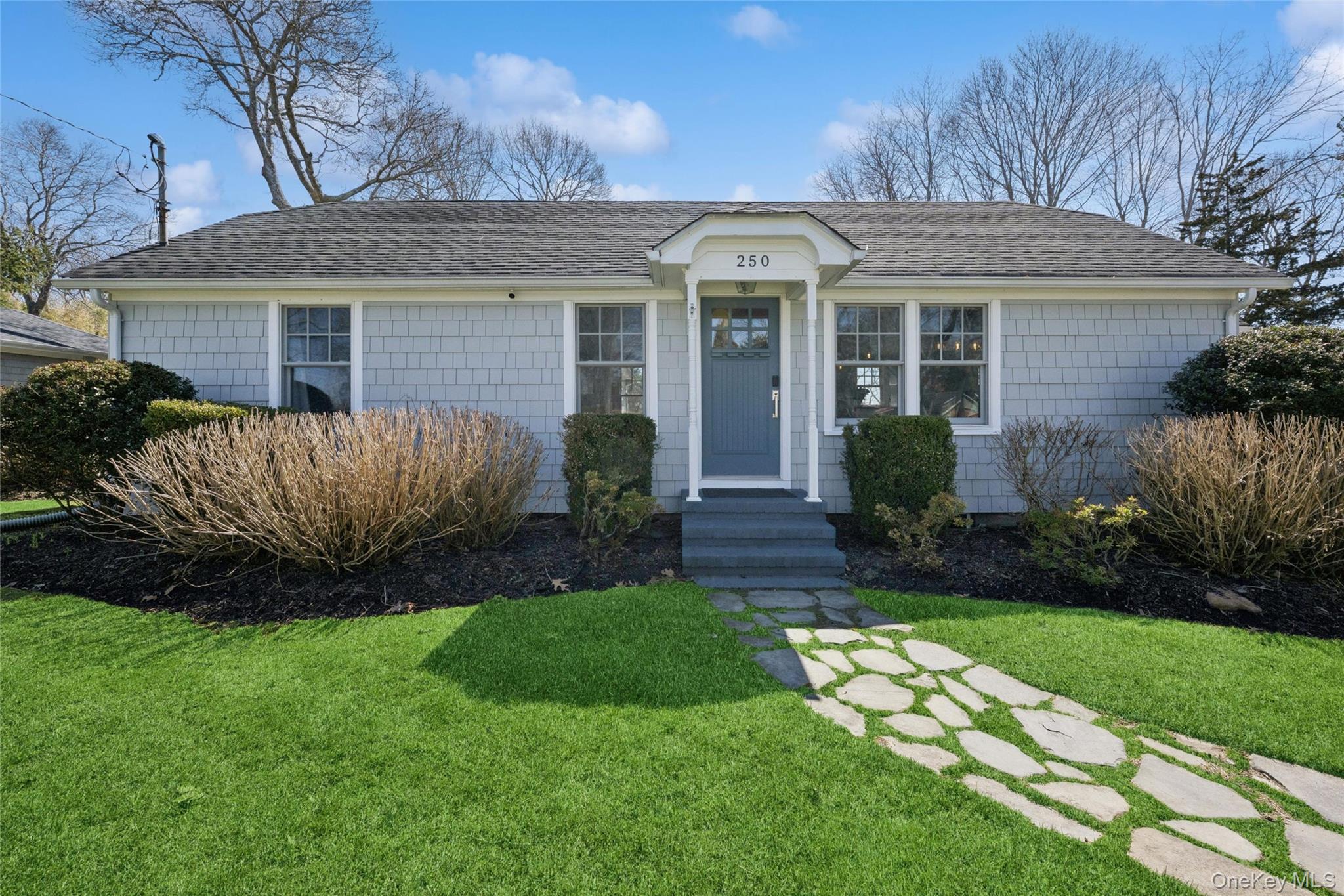 250 Oak Road New Suffolk, NY 11956 - Photo 15 of 23