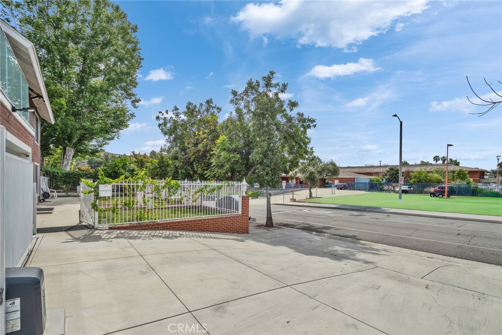 24017 Sunset Crossing Road Diamond Bar, CA 91765 - Photo 5 of 26