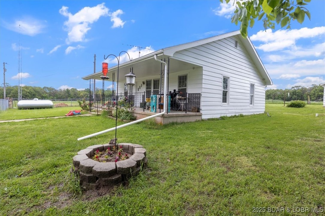 968 East Shivers Road Linn Creek, MO 65052 - Photo 16 of 21