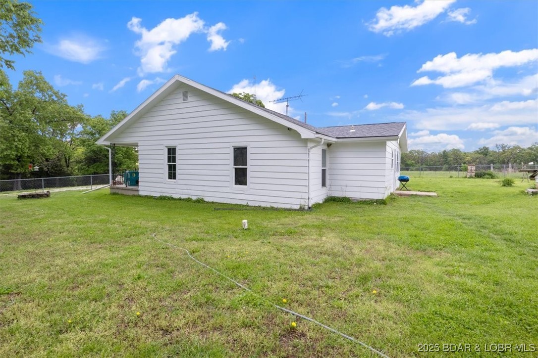 968 East Shivers Road Linn Creek, MO 65052 - Photo 17 of 21