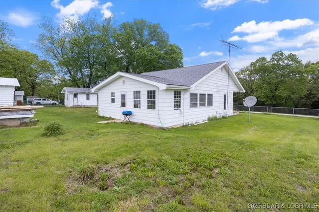 $2,000,000 | 968 East Shivers Road, Linn Creek, MO 65052