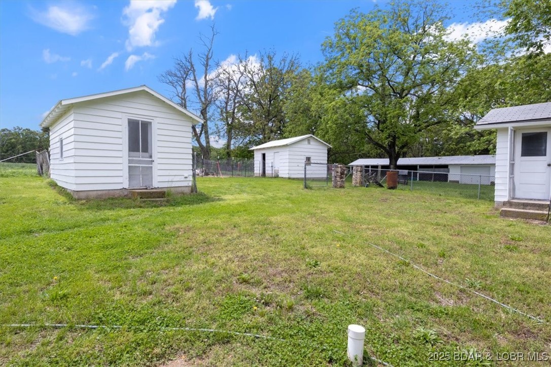968 East Shivers Road Linn Creek, MO 65052 - Photo 20 of 21