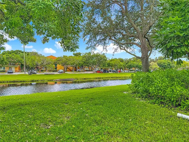 $2,700 | 10524 Northwest 10th Street, Unit A125, Plantation, FL 33322