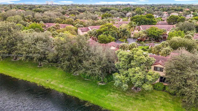 $2,700 | 10524 Northwest 10th Street, Unit A125, Plantation, FL 33322