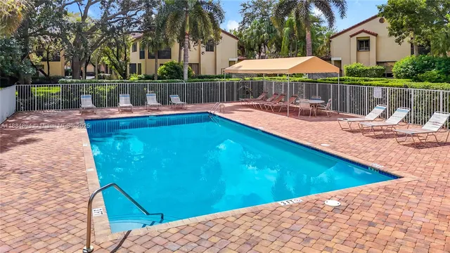 $2,700 | 10524 Northwest 10th Street, Unit A125, Plantation, FL 33322
