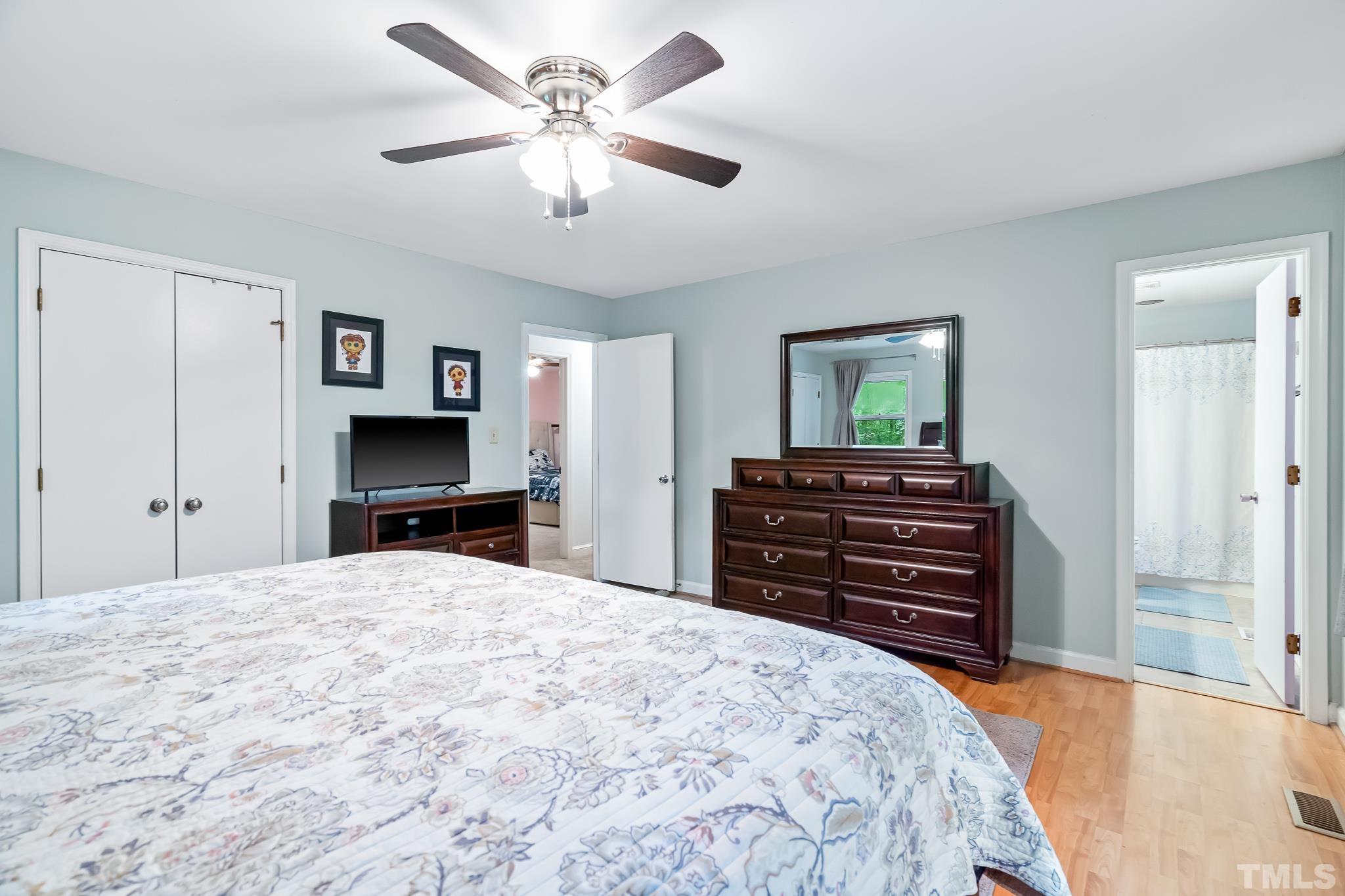 8808 Red Oak Court Raleigh, NC 27613 - Photo 13 of 34
