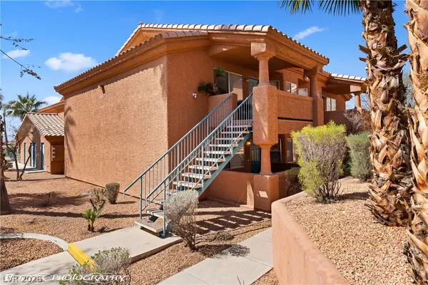 $205,000 | 957 Mesquite Springs Drive, Unit 102, Mesquite, NV 89027