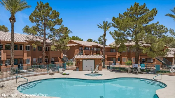 $205,000 | 957 Mesquite Springs Drive, Unit 102, Mesquite, NV 89027