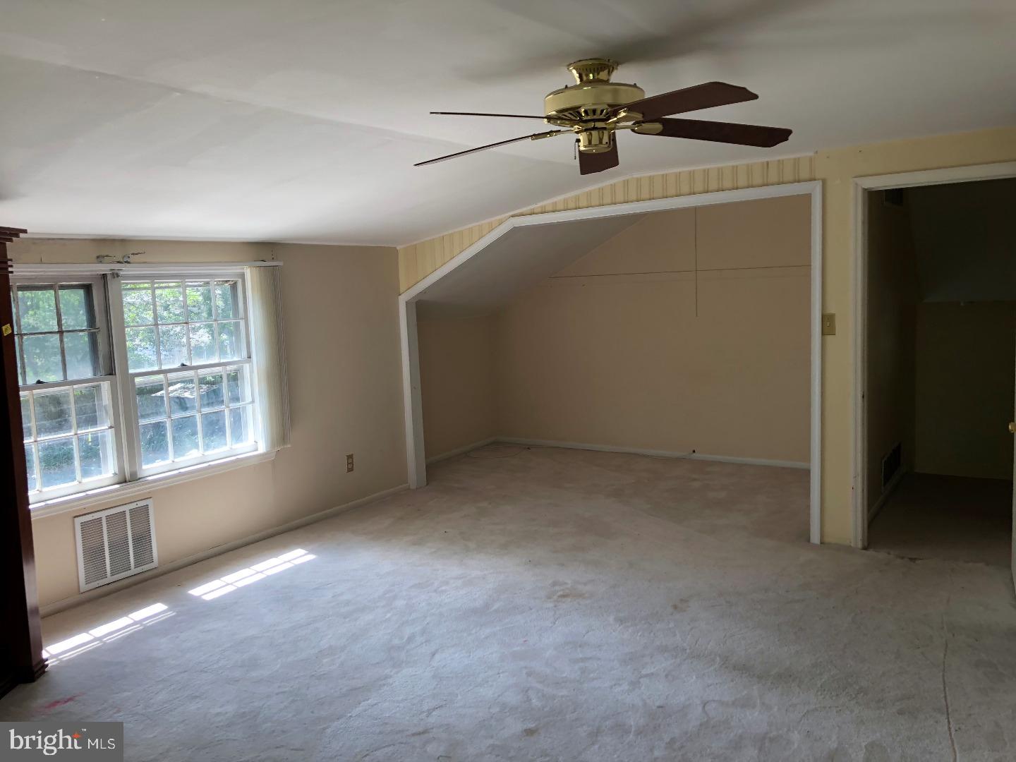 55 Pine Valley Road Cherry Hill, NJ 08034 - Photo 21 of 25 Gallery Image 21