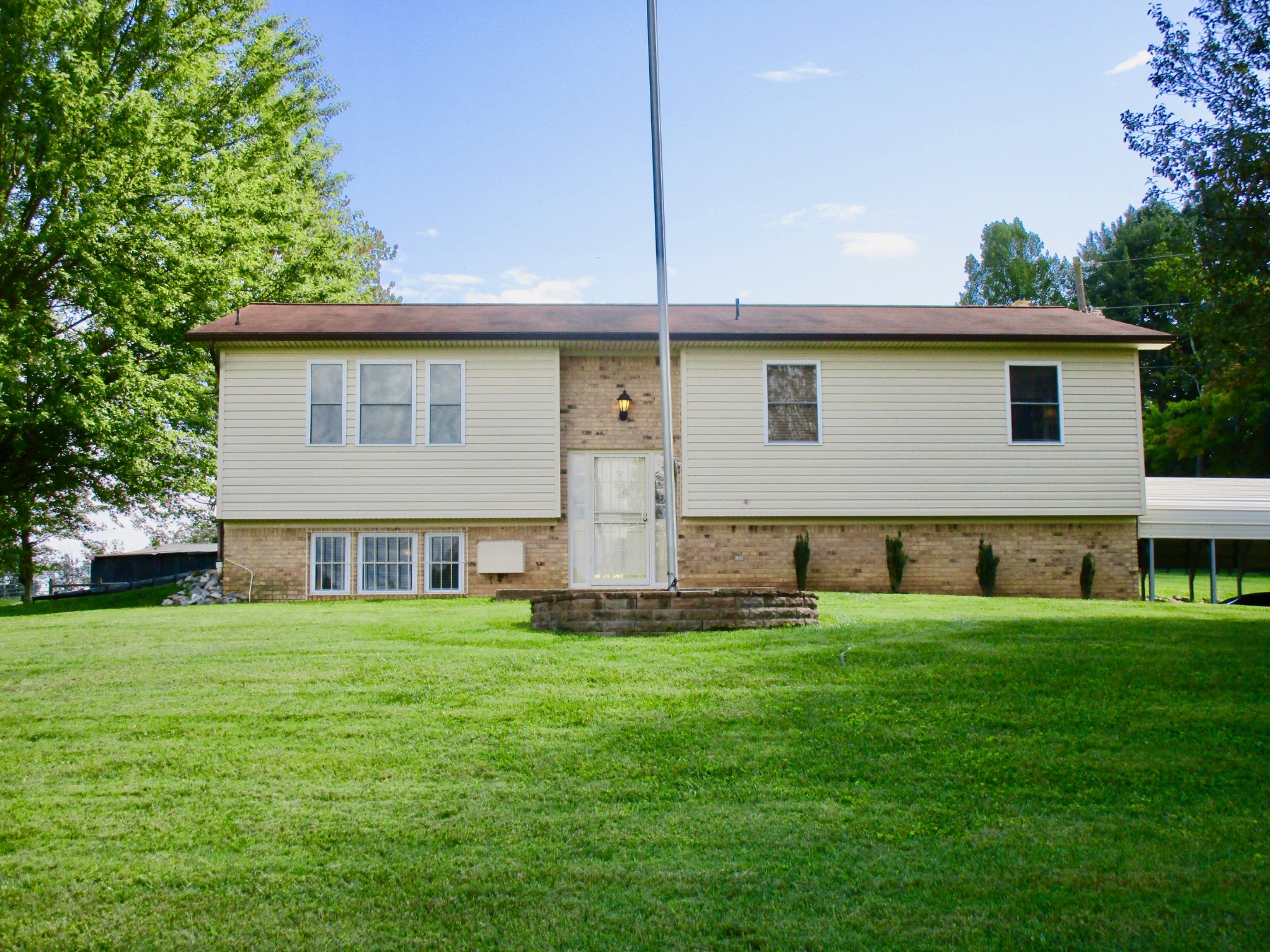 292 Satterfield Road Monterey, TN 38574 - Photo 1 of 25 Gallery Image 1