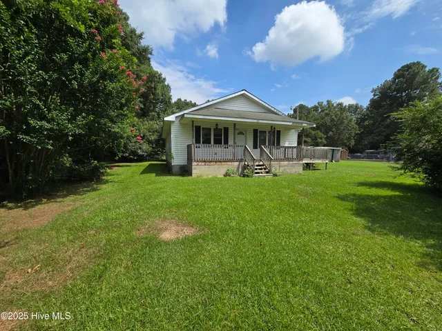 $1,500 | 930 Porter Road, Greenville, NC 27834