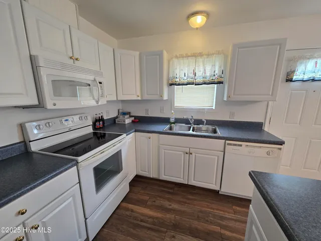 $1,500 | 930 Porter Road, Greenville, NC 27834