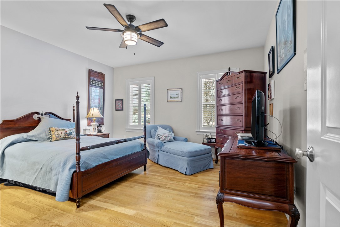 49 Walley Street Bristol, RI 02809 - Photo 25 of 48 Master Suite