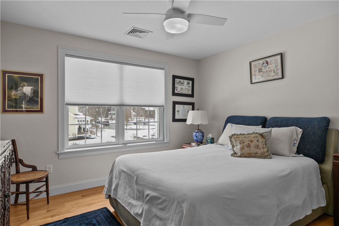 49 Walley Street Bristol, RI 02809 - Photo 39 of 48 bedroom 3