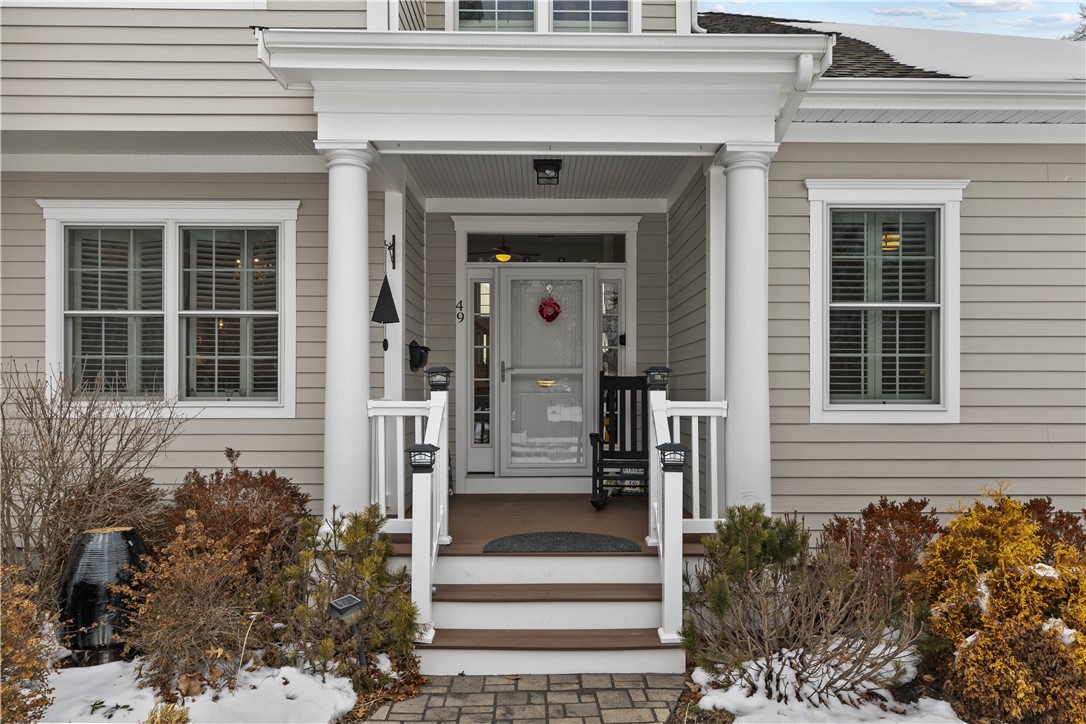 49 Walley Street Bristol, RI 02809 - Photo 6 of 48