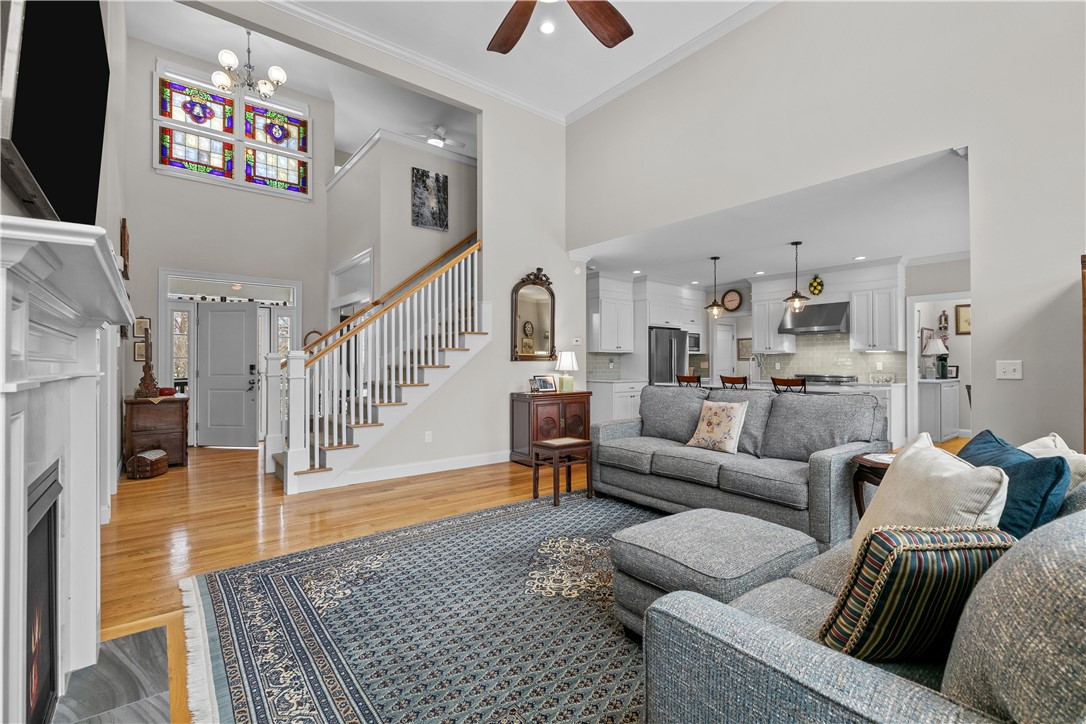 49 Walley Street Bristol, RI 02809 - Photo 9 of 48