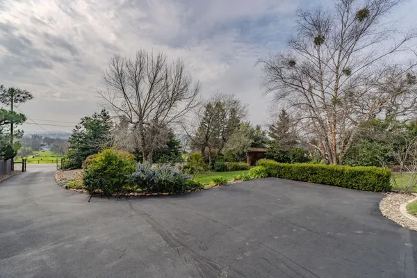 $489,000 | 2312 Heinemann Drive, Valley Springs, CA 95252