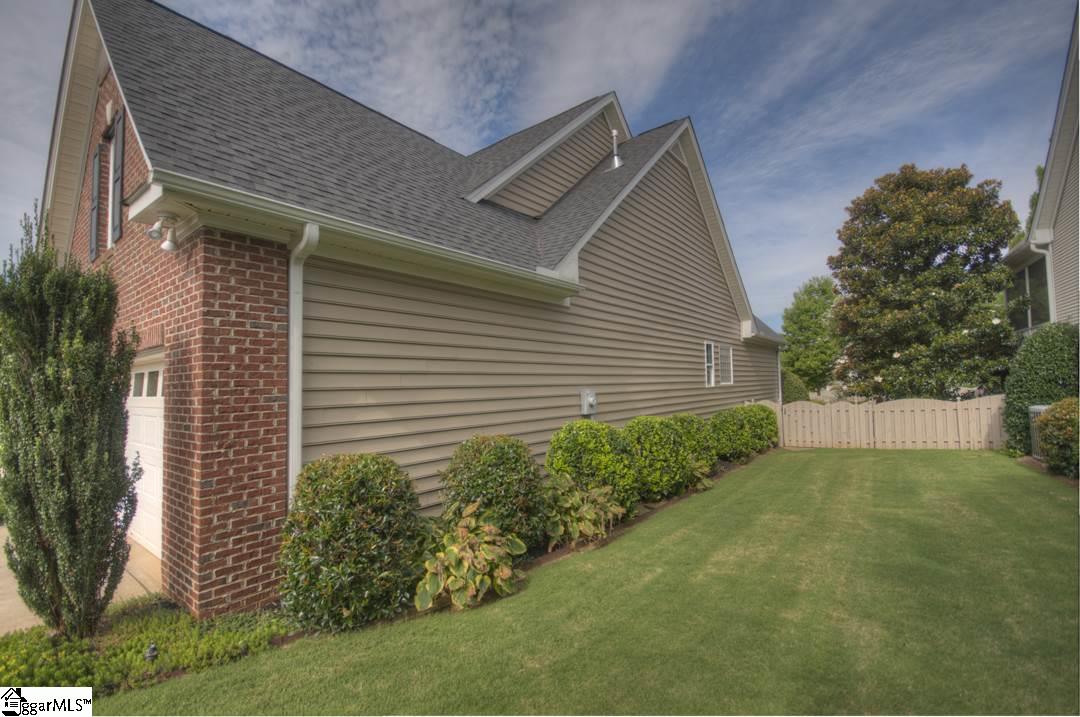 10 Aldgate Way Greer, SC 29650 - Photo 2 of 34 Gallery Image 2