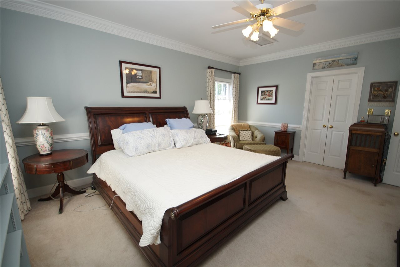 1217 Weldon Place Raleigh, NC 27608 - Photo 13 of 24 Photo 13